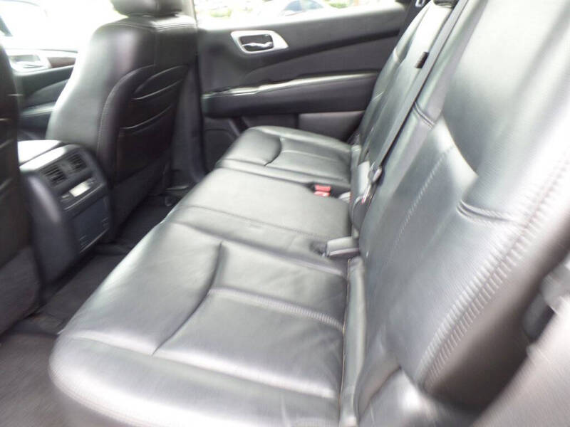 2013 Nissan Pathfinder SL