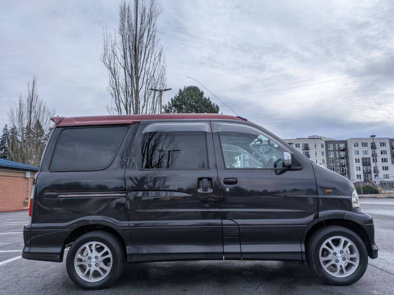 2000 Daihatsu Atrai7