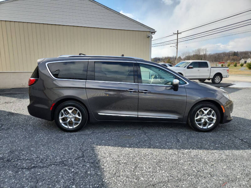 2017 Chrysler Pacifica Limited