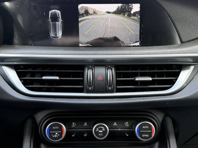 2022 Alfa Romeo Stelvio Ti