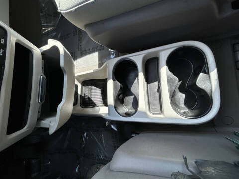 2020 Chrysler Voyager LX