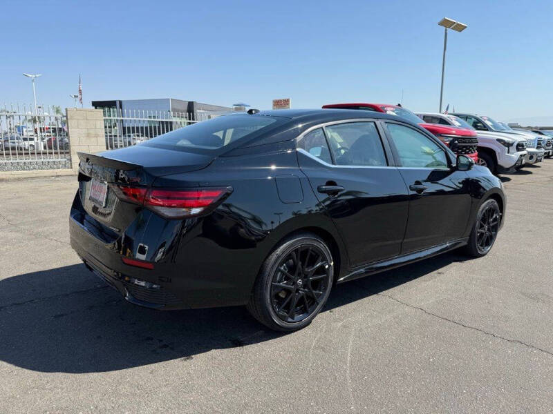 2025 Nissan Sentra SR