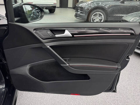 2016 Volkswagen Golf GTI