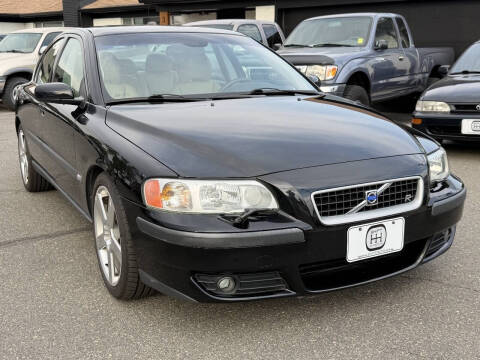 2004 Volvo S60 R