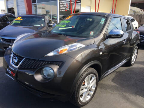 2011 Nissan JUKE for sale at Auto Max of Ventura in Ventura CA
