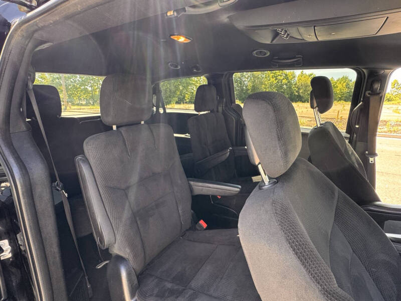 2016 Dodge Grand Caravan American Value Package