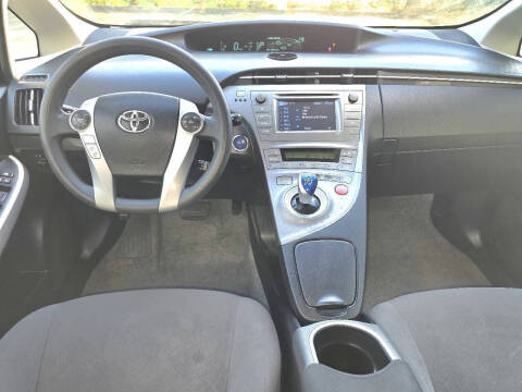 2015 Toyota Prius Two