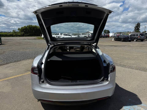 2013 Tesla Model S