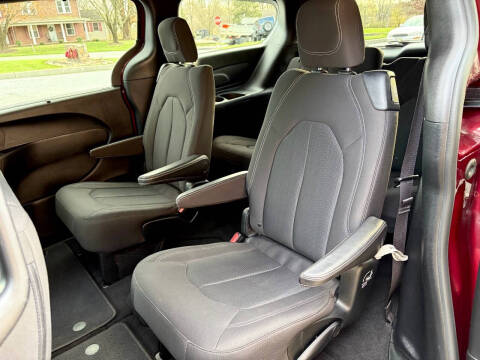 2018 Chrysler Pacifica Touring Plus