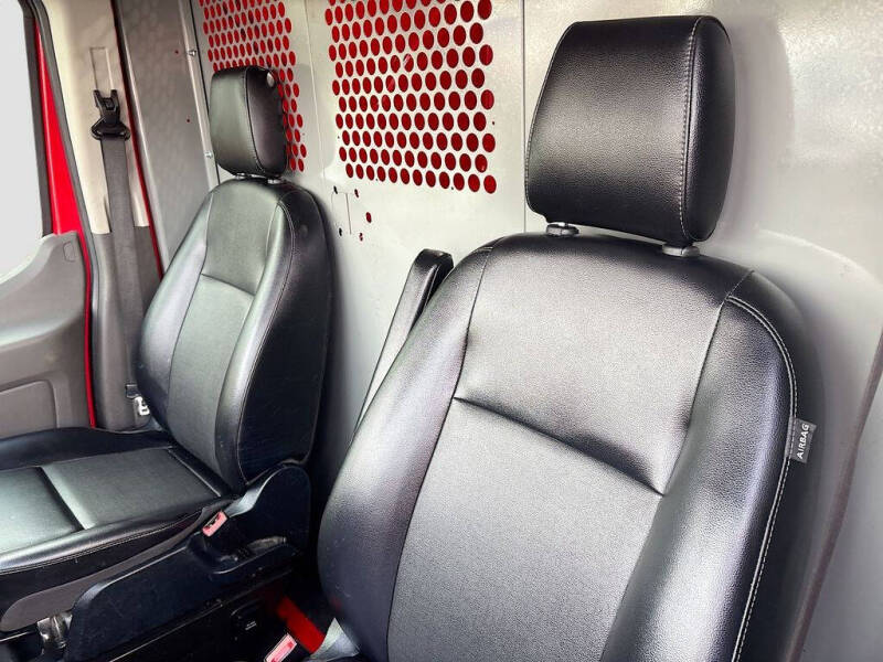 2022 Ford Transit