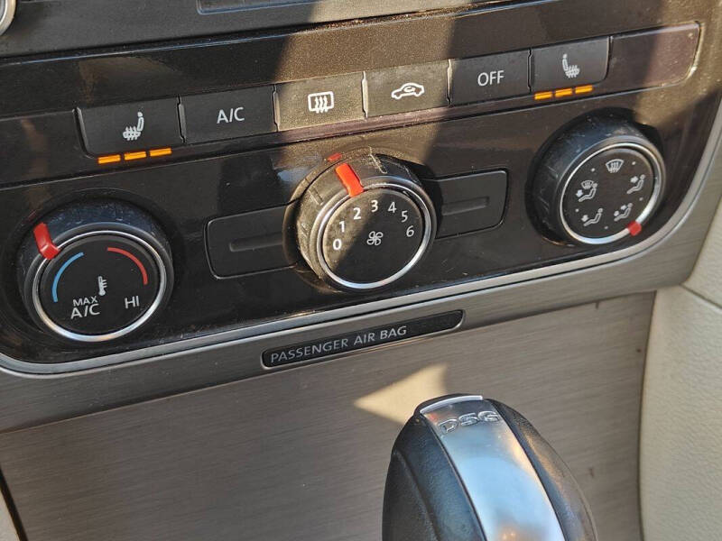 2015 Volkswagen Passat