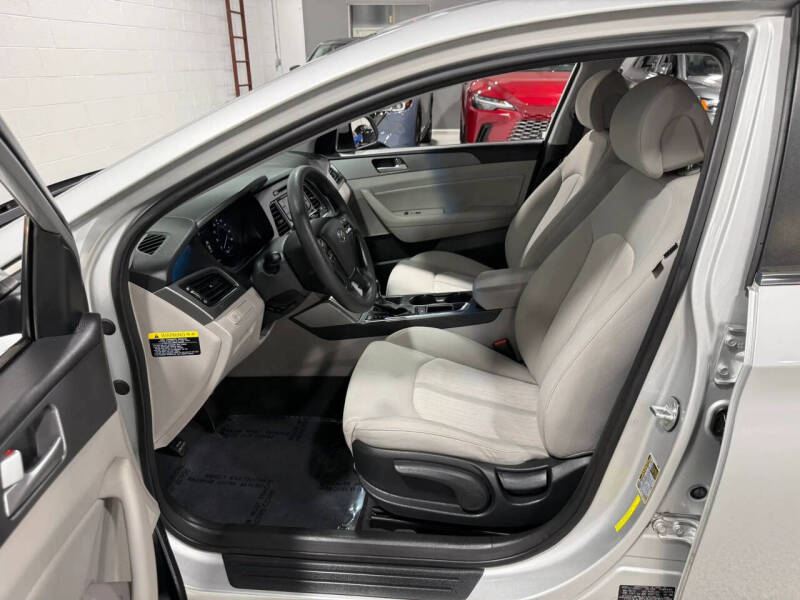 2016 Hyundai Sonata Hybrid SE