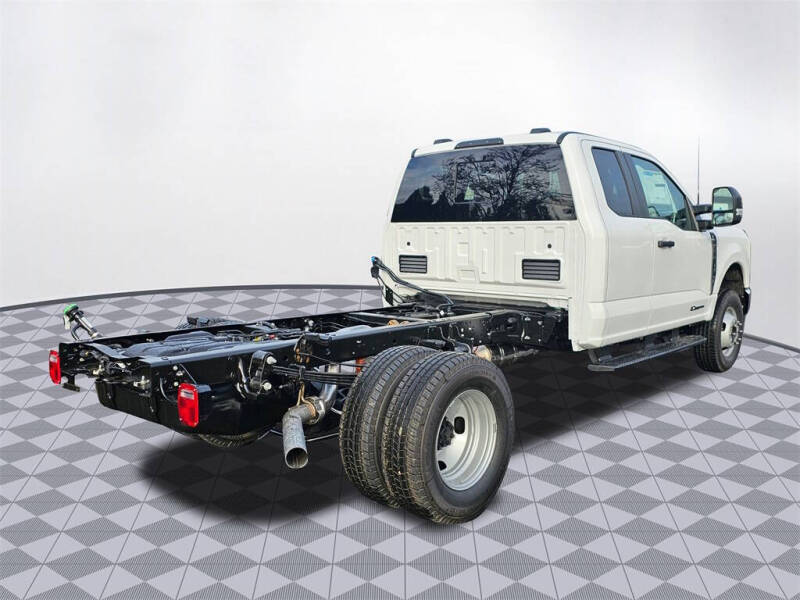 2024 Ford F-350 Super Duty XL