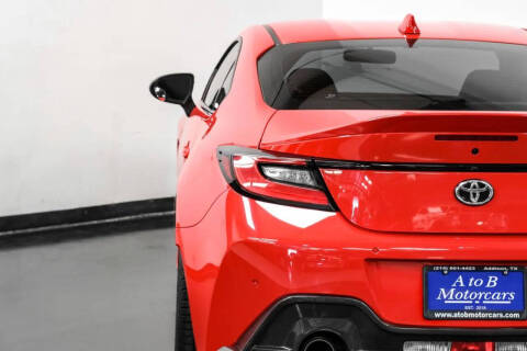 2025 Toyota GR86 Premium