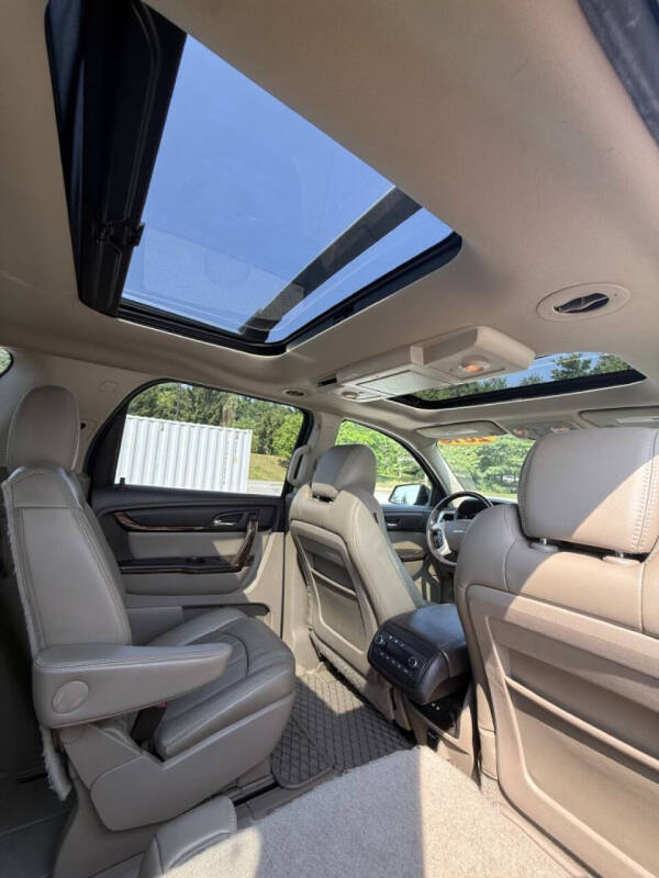 2016 GMC Acadia Denali