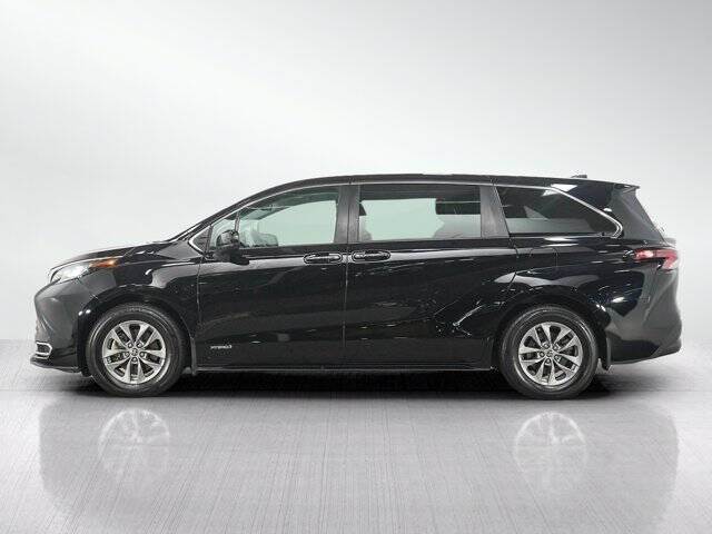 2021 Toyota Sienna