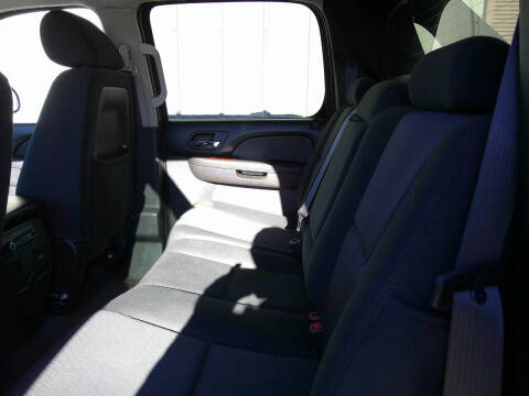 2012 Chevrolet Avalanche LS