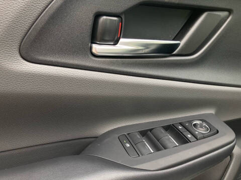 2024 Toyota Prius XLE