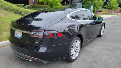 2015 Tesla Model S 70