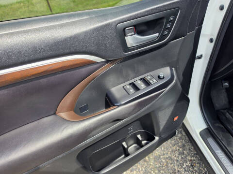 2016 Toyota Highlander Limited
