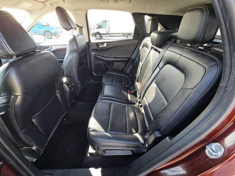 2021 Ford Escape SEL