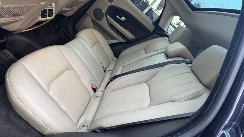 2017 Land Rover Range Rover Evoque SE Premium