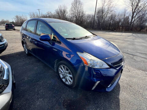2013 Toyota Prius v for sale at NORTH CHICAGO MOTORS INC in North Chicago IL