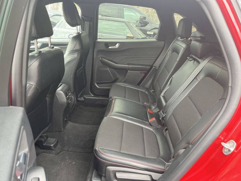 2025 Ford Escape ST-Line