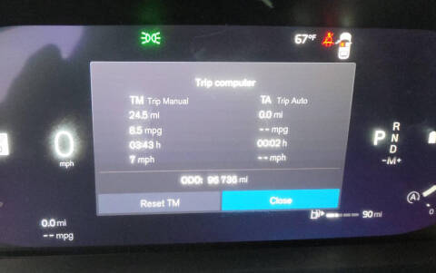 2023 Volvo XC90 B6 Ultimate Bright Theme 6P