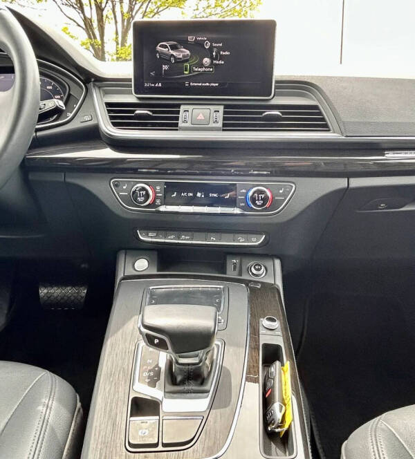 2020 Audi Q5 e quattro Premium Plus 55 TFSI