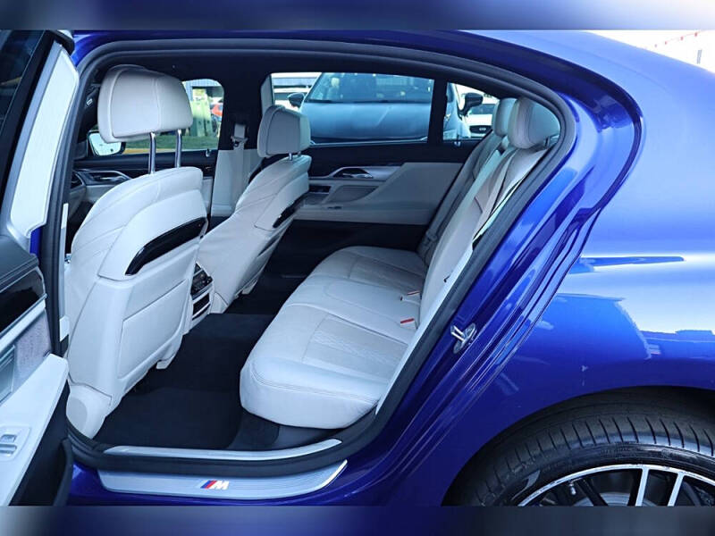 2018 BMW 7 Series 750i