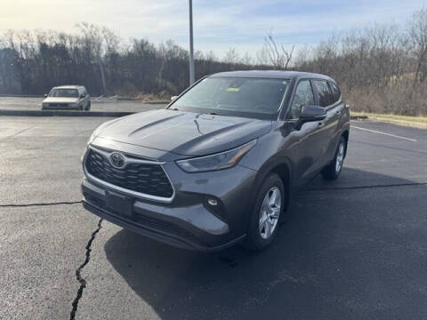 2024 Toyota Highlander LE