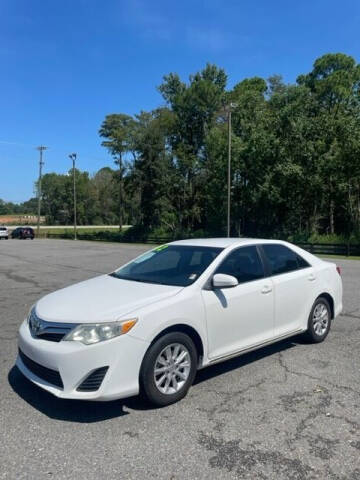 2012 Toyota Camry for sale at Georgia Carmart in Douglas GA