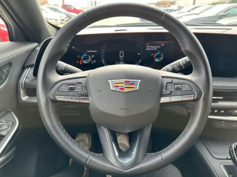 2025 Cadillac XT4 Premium Luxury