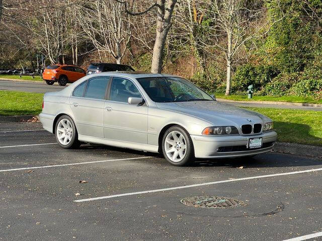 2002 BMW 5 Series 525i