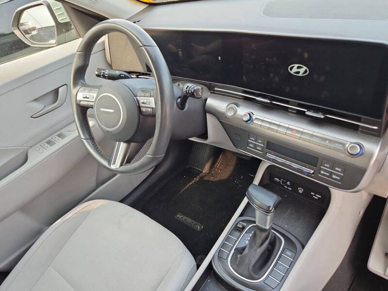 2024 Hyundai Kona SEL