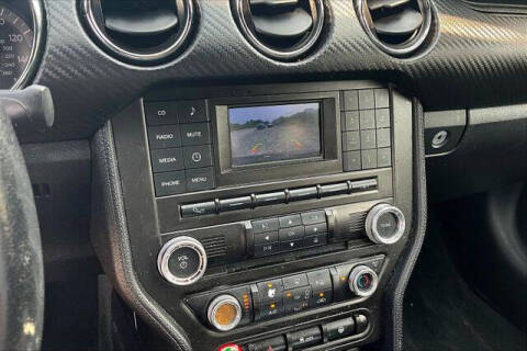 2016 Ford Mustang V6