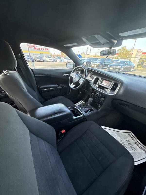 2014 Dodge Charger SE