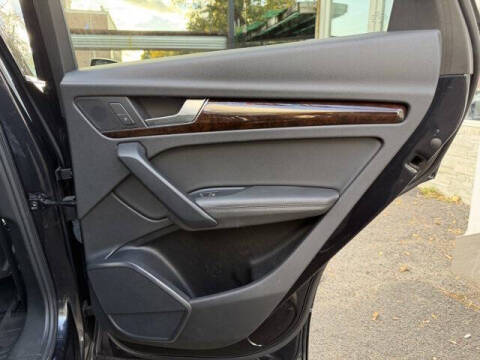 2020 Audi Q5 quattro Premium Plus 45 TFSI