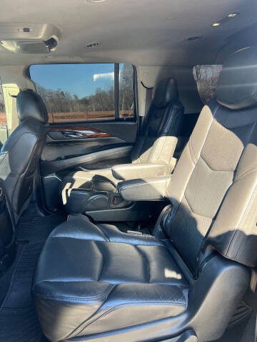 2016 Cadillac Escalade ESV Luxury Collection