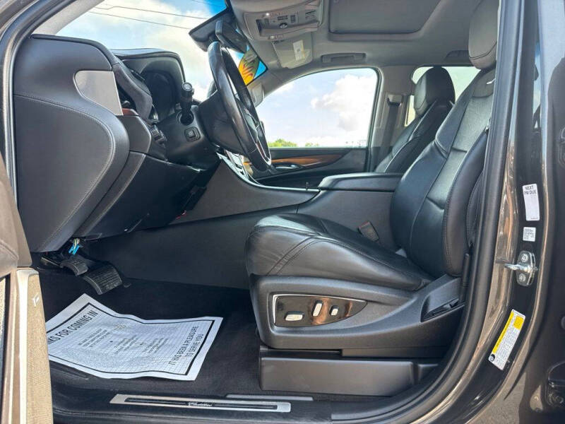 2020 Cadillac Escalade ESV Luxury