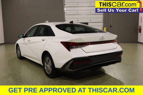 2024 Hyundai Elantra SE