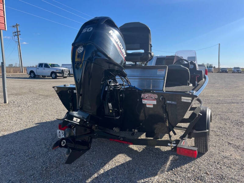 2021 Tracker CLASSIC XL