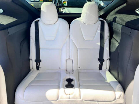 2016 Tesla Model X 75D
