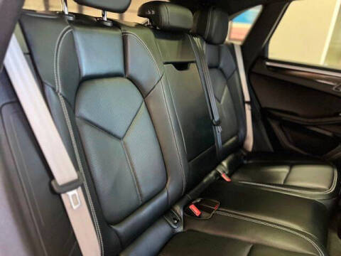 2024 Porsche Macan S