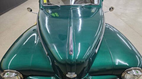 1948 Ford Super Deluxe