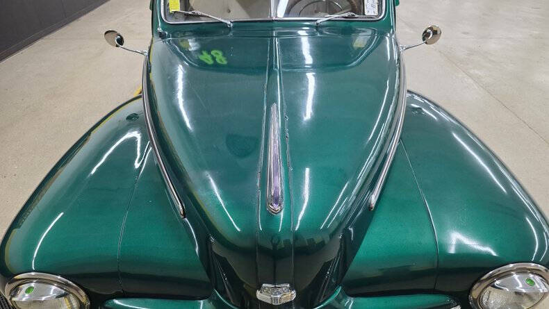 1948 Ford Super Deluxe