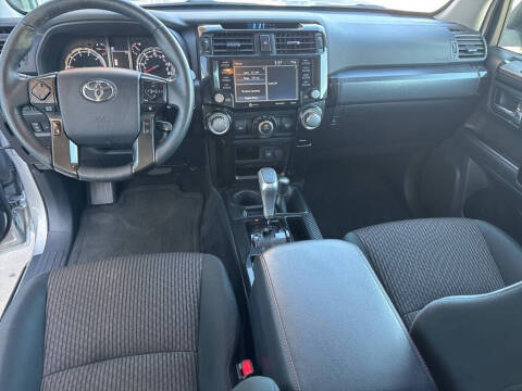 2024 Toyota 4Runner TRD Off-Road