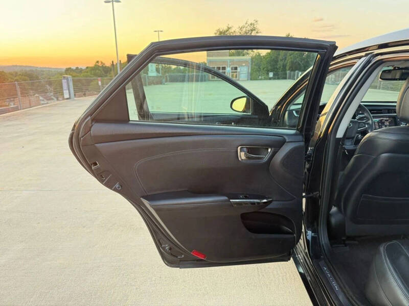 2014 Toyota Avalon XLE