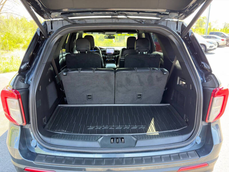 2022 Ford Explorer ST